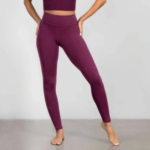 Storia Perseverance Tight Mulberry Workouth Altheisure Leggings Size 6 - Picture 1 of 7